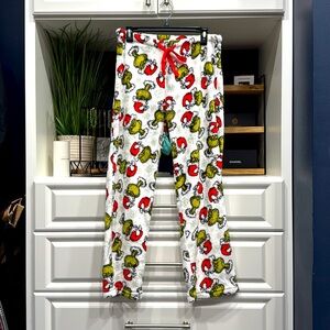The Grinch Dr. Seuss soft pajama pants sz M white w/snow flakes. Good condition
